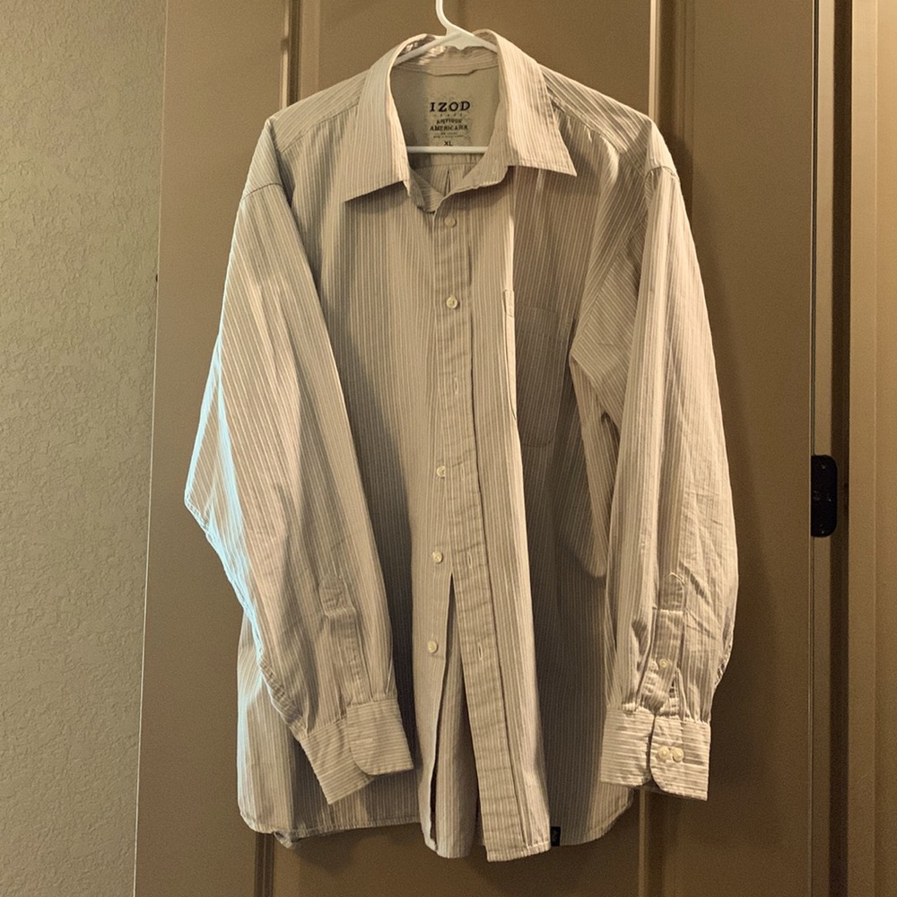 IZod Long Sleeve Shirt, size XL